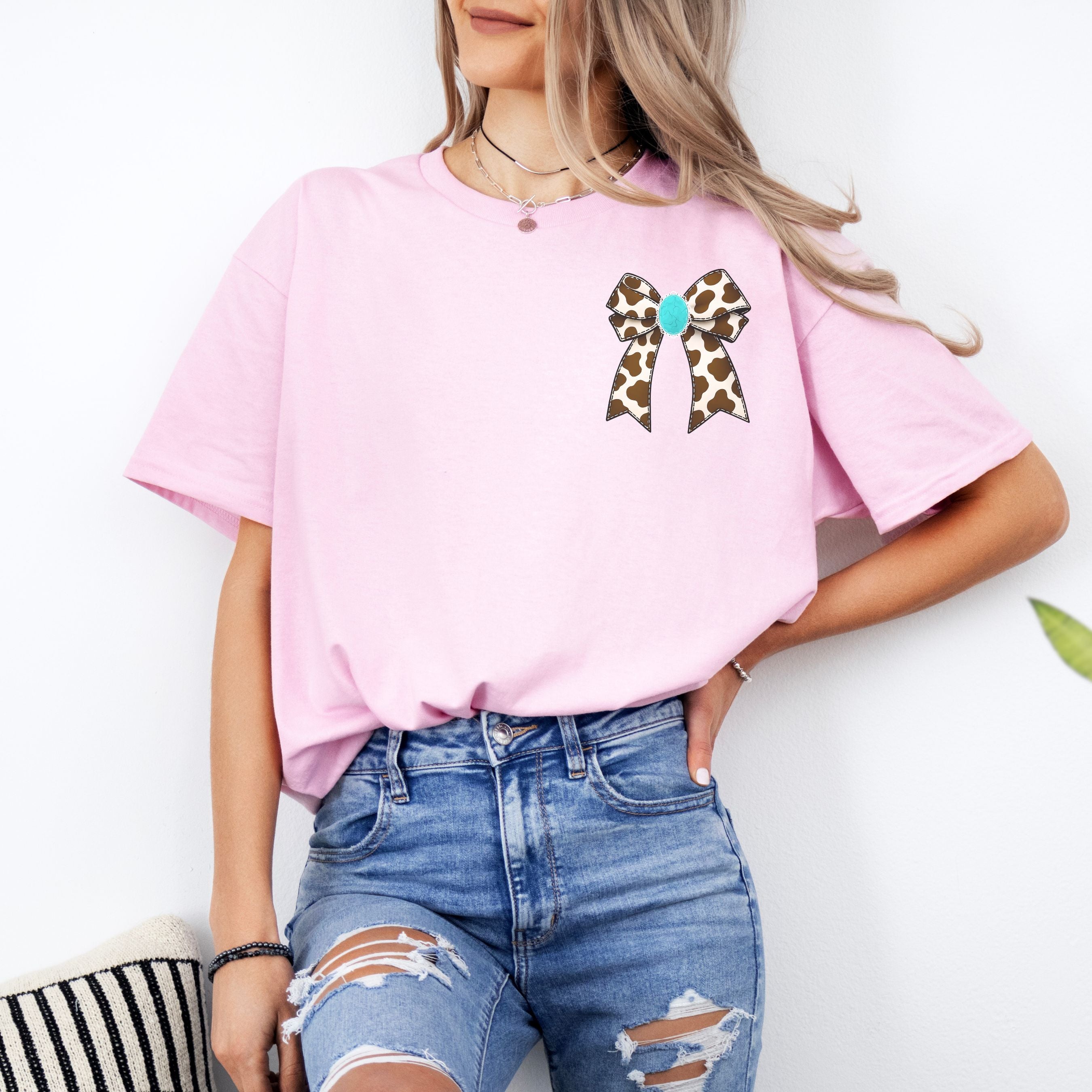 Howdy Howdy Howdy Graphic Tee | Cowhide & Turquoise Western Shirt